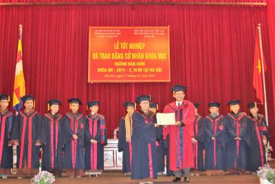 Hà Nội: Lễ tốt nghiệp và Trao Bằng Cử nhân Khoa học ngành Hán Nôm