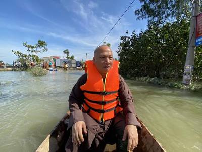 Phân ban Đào tạo giảng sư cứu trợ đồng bào lũ lụt miền Trung. 
