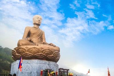 Trần Nhân Tông Phật hoàng: Thế gian kiệt xuất một người