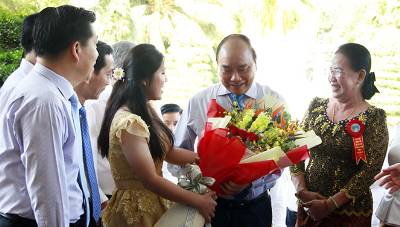 Thủ tướng Nguyễn Xuân Phúc dự Tết cổ truyền Chôl Chnăm Thmây